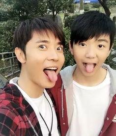 张丹峰与继子视频,亲情瞬间感动网友